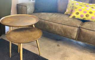 Sofa und Beistelltische – Möbelhaus Gärtner